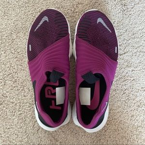 LIKE NEW Nike Free RN Flyknit 3.0 Women 7.5